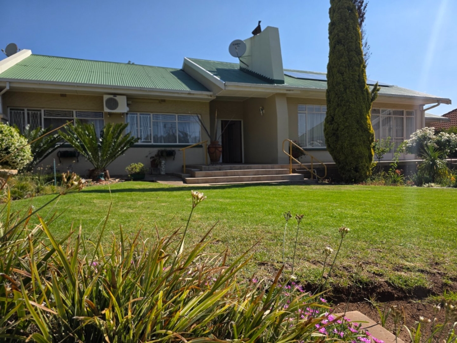 4 Bedroom Property for Sale in Dan Pienaar Free State
